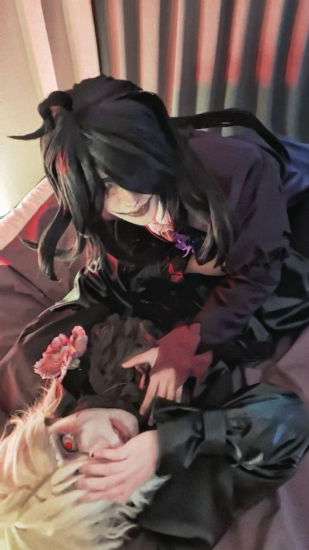 亲爱的请与我一同堕入地狱。