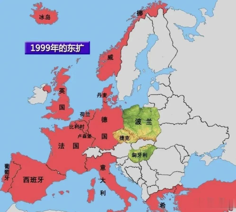 1996年10月22日，美国总统克林顿在底特律市进行竞选活动时发表讲话称，北约应