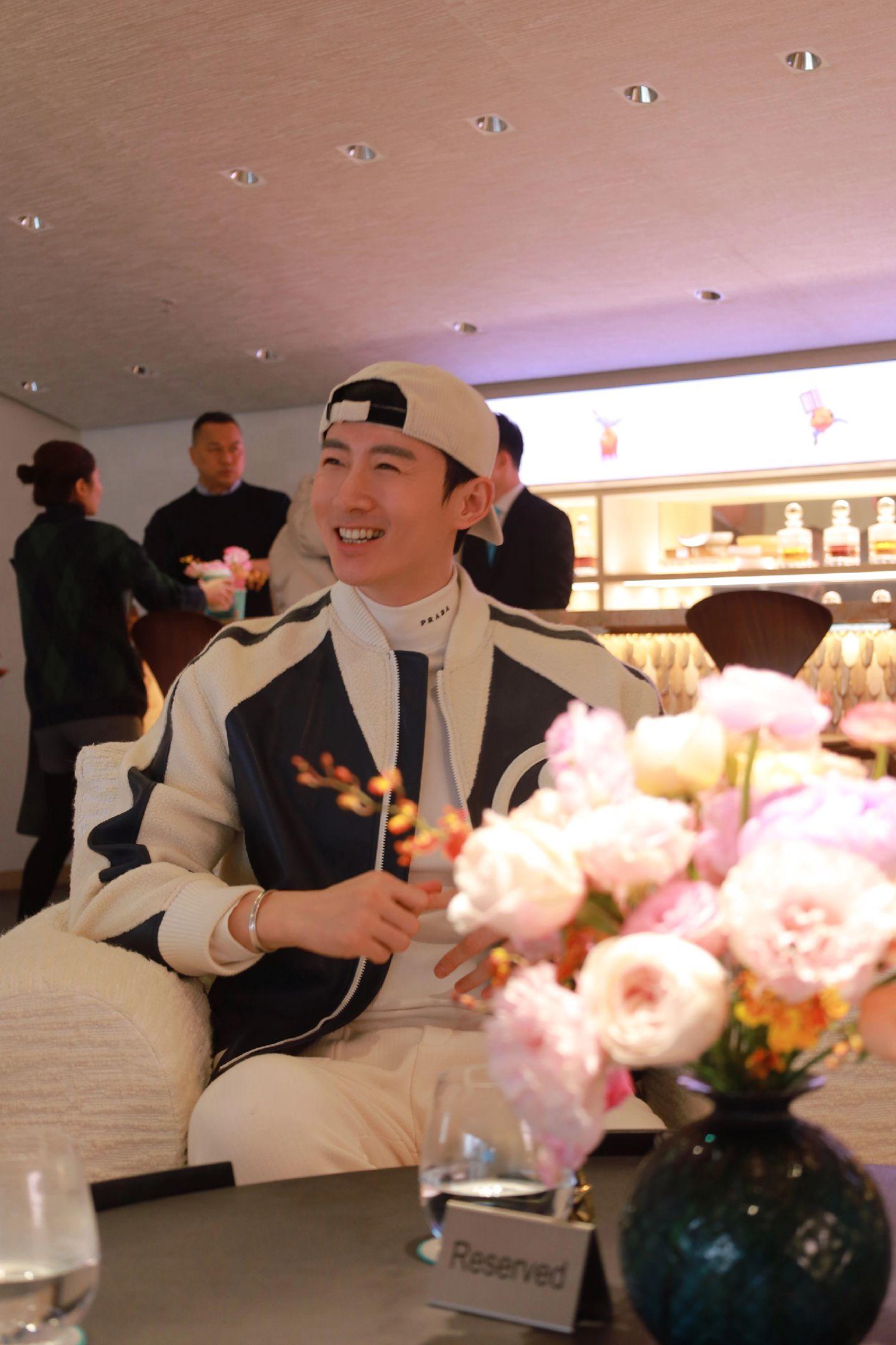 ❤️TIFFANY 成都旗舰店焕新开业，高珠沙龙lounge，🀄️｜...