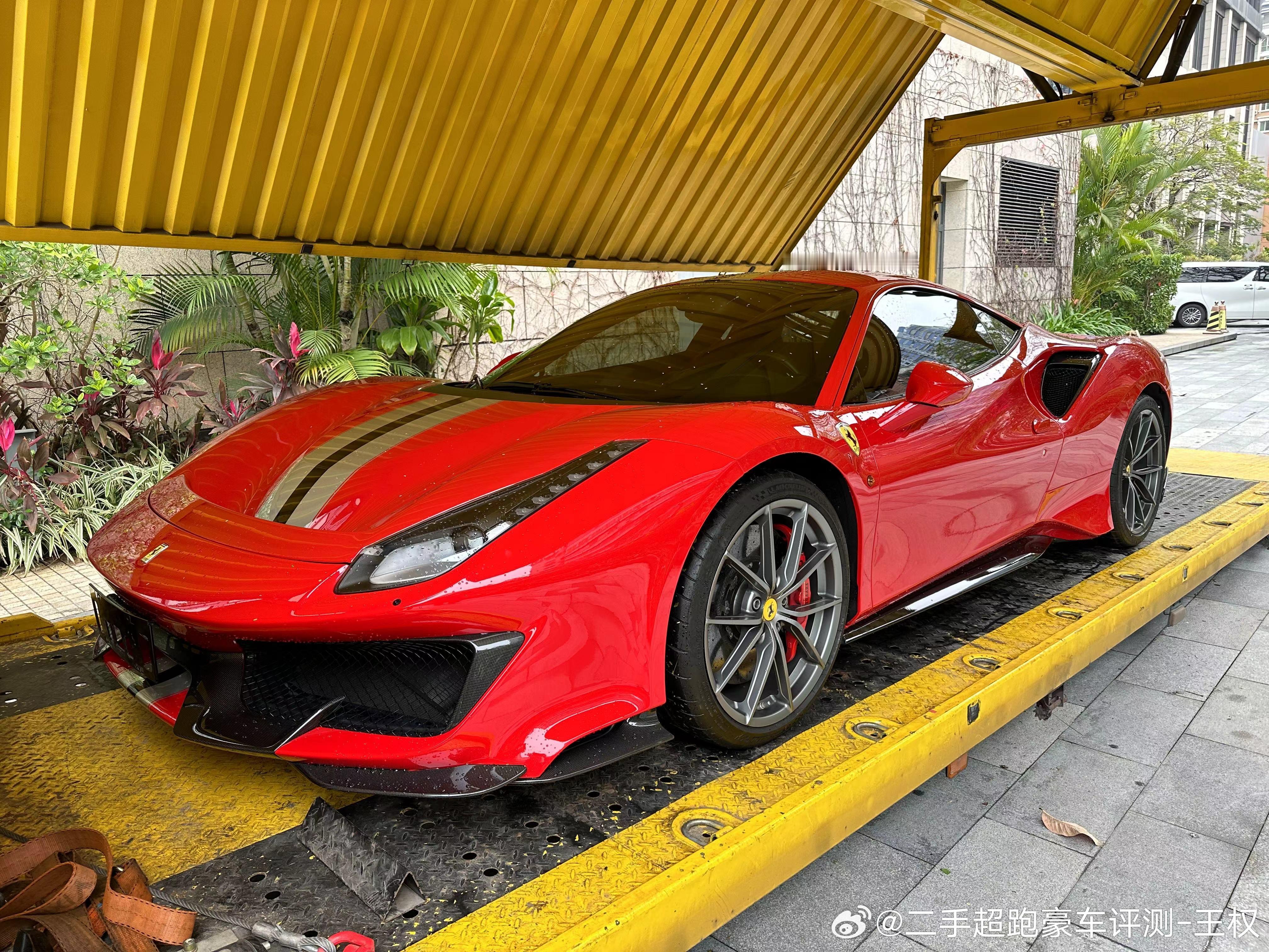 Pista 真是帅的无懈可击 ​​​