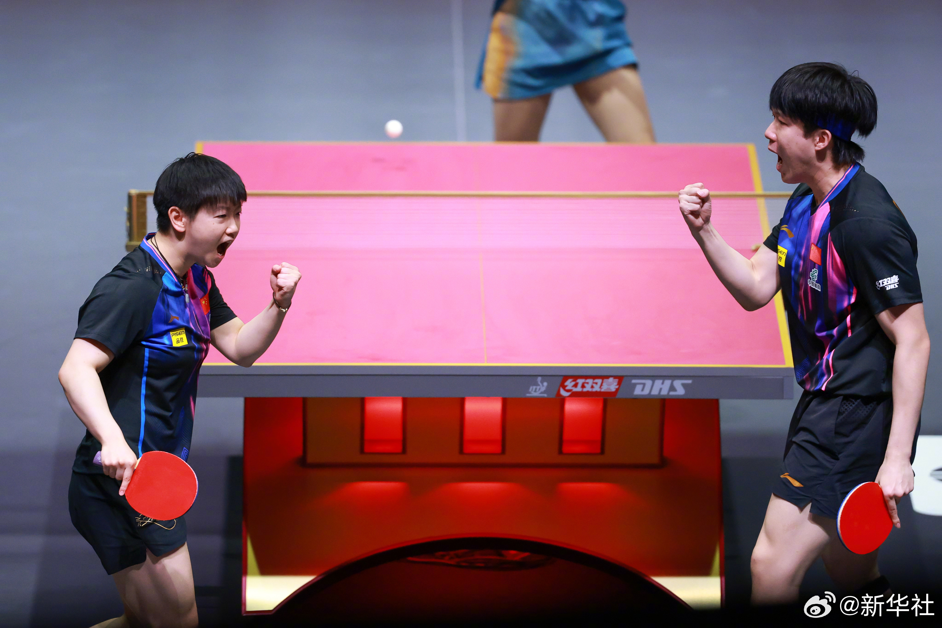 #莎头组合3比1松岛辉空张本美和#【转发祝贺！#莎头组合进4强#】22日，在20