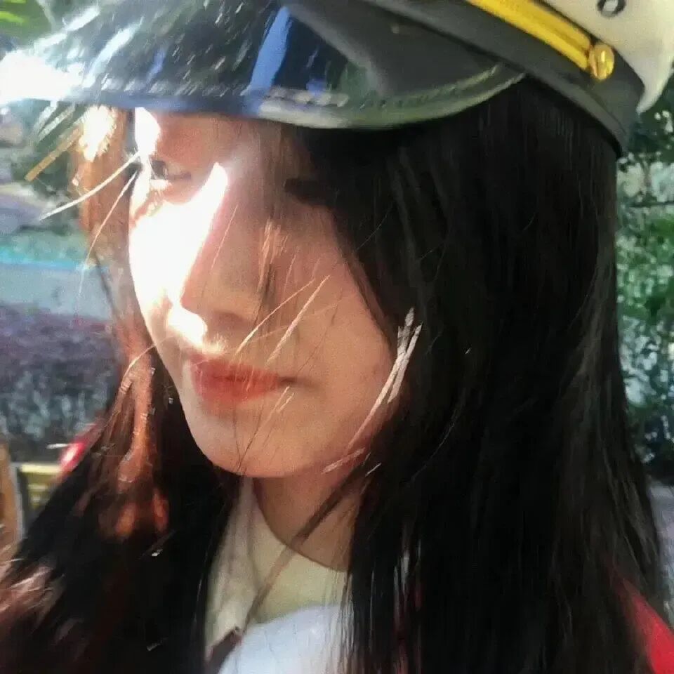 𝙎𝙃𝘼𝙍𝙀 — 𝐖𝐞𝐂𝐡𝐚𝐭头像｜女生头像｜优质女头｜氛围