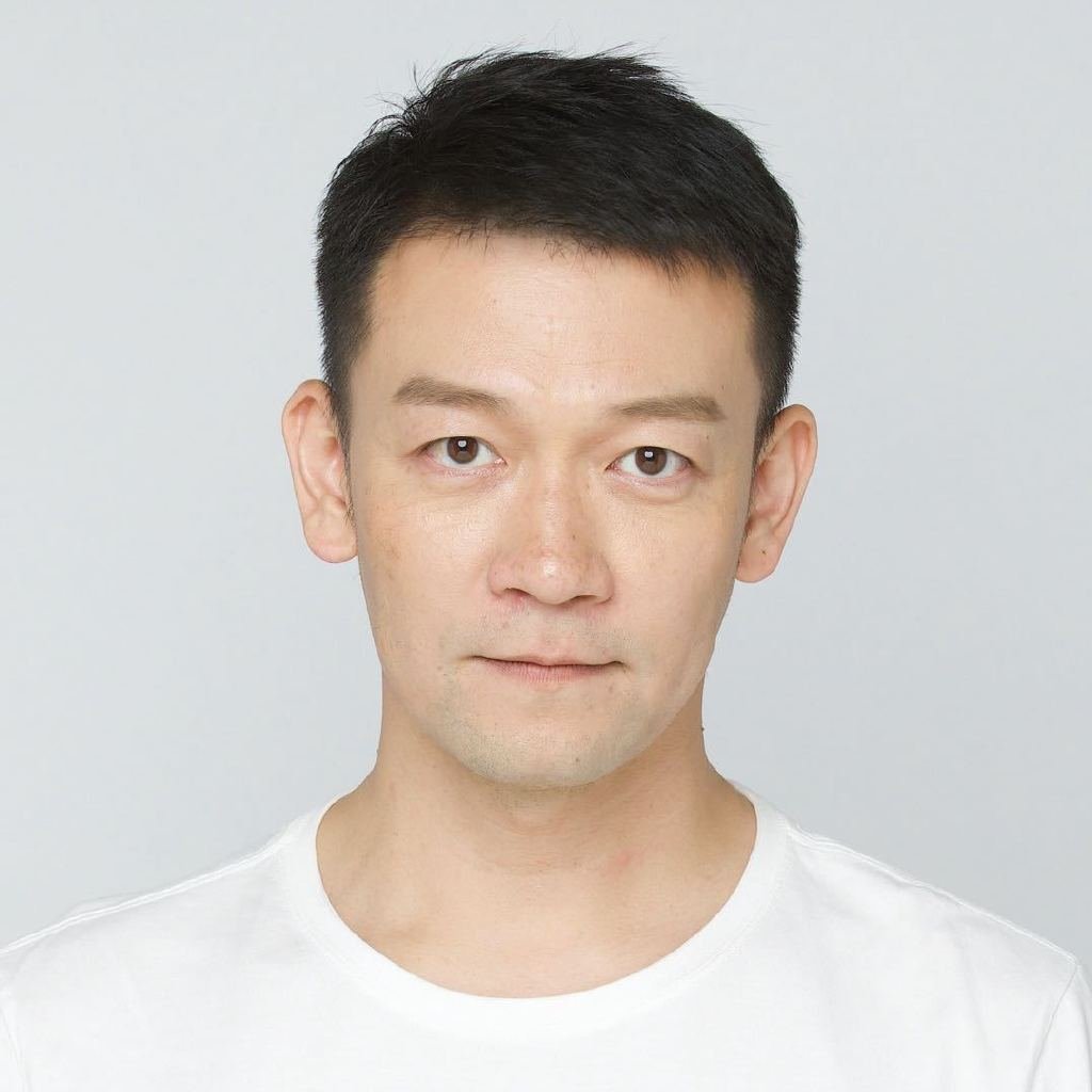 郭帆，21世纪中国科幻古偶电影的开创者。其主导创作的影片中所构建的未来场景与技术