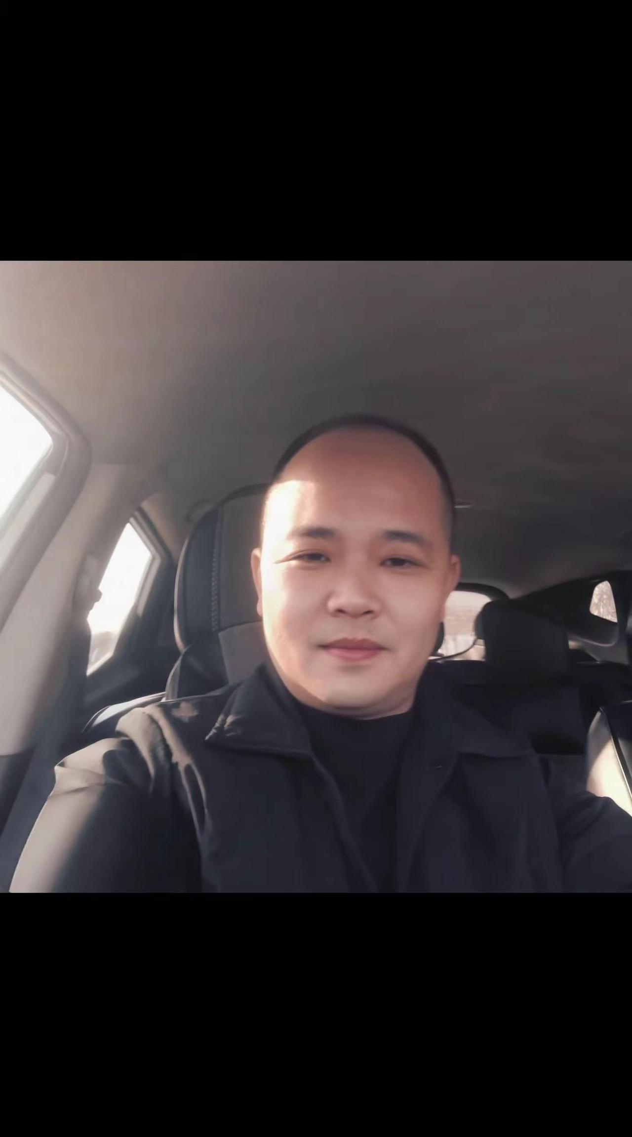 望远处是风景，看近处才是人生。惟愿余生，岁月无恙，只言温暖，不语悲伤。