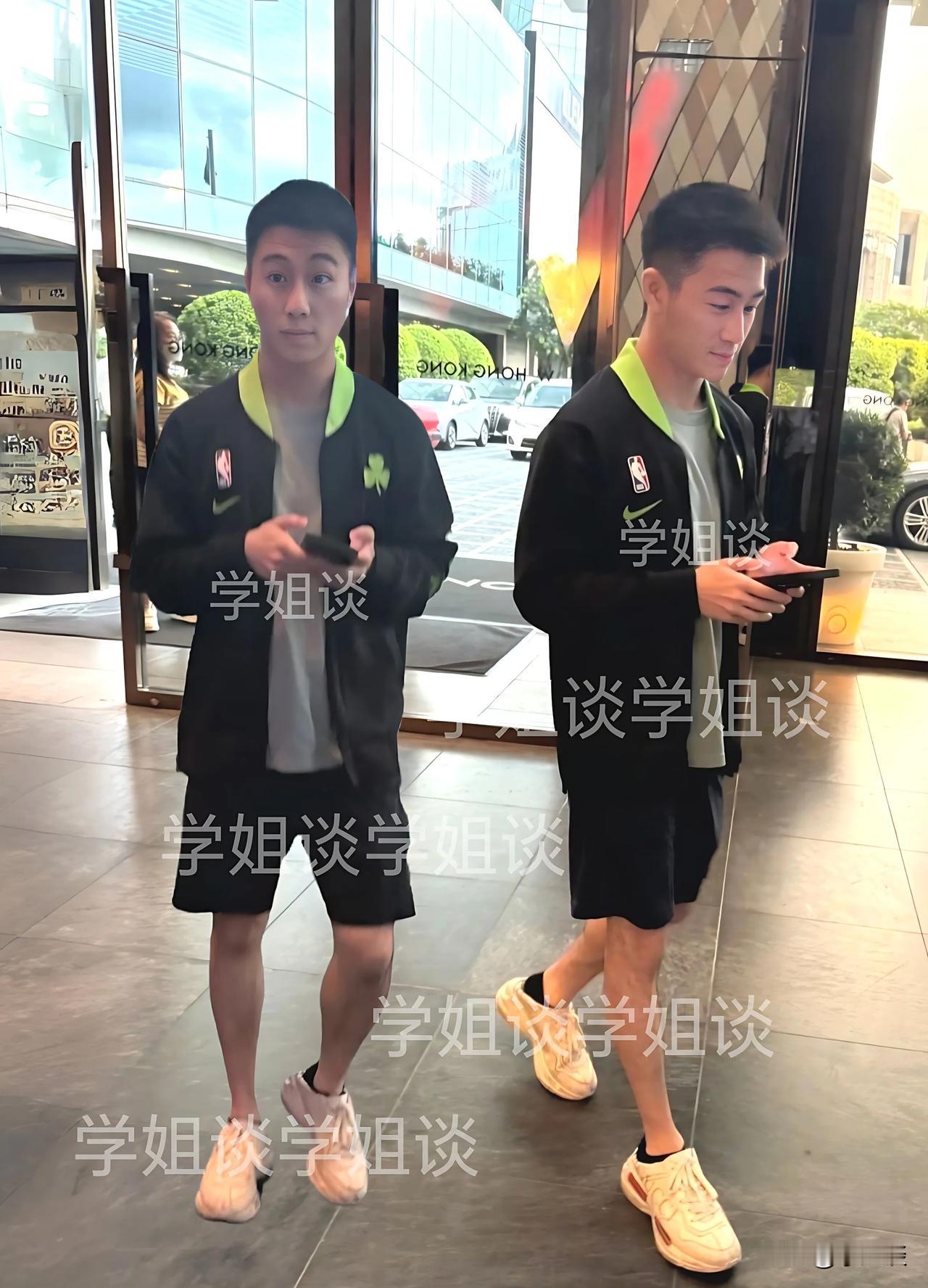 香港游玩

有幸偶遇奚梦瑶老公何猷君

终于明白大家为啥叫他小土豆了，本人真的好