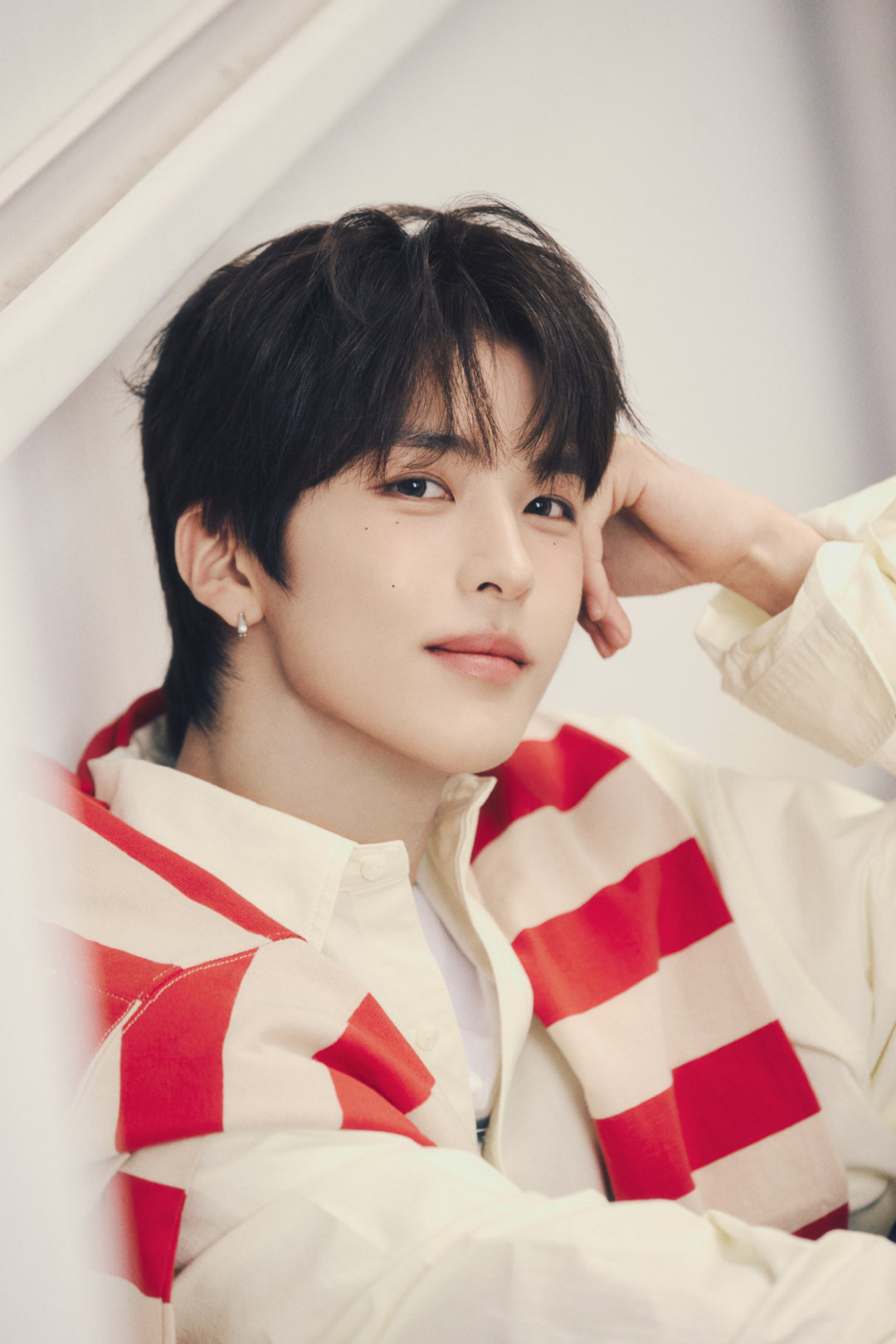 SMTR25公式照 目前公开的六位SMTR25成员公式照 (6/11)Songh