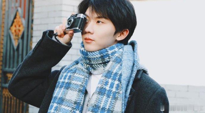 马嘉祺 杨柳絮别飘了 春天的阳光配上马嘉祺的奇迹航线，整首歌都透着温柔，听完心里