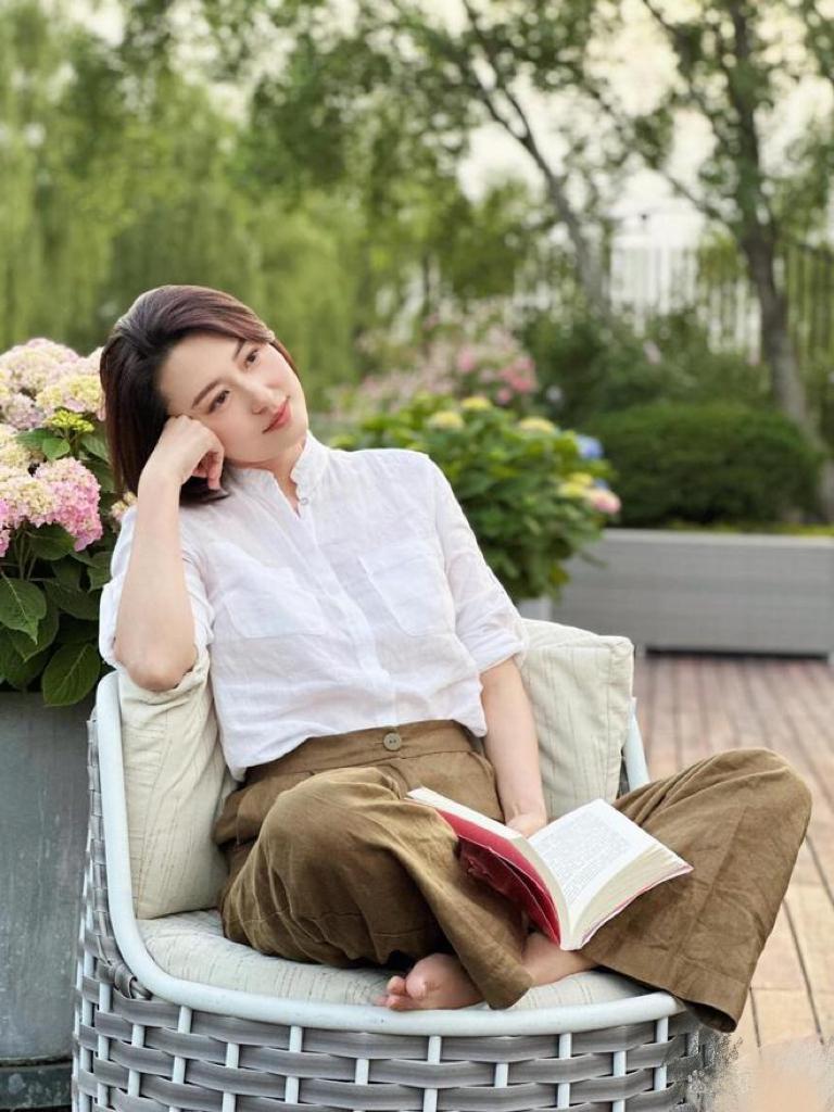 我的今日状态：💰期待暴富
我这里的天气：☀️晴天