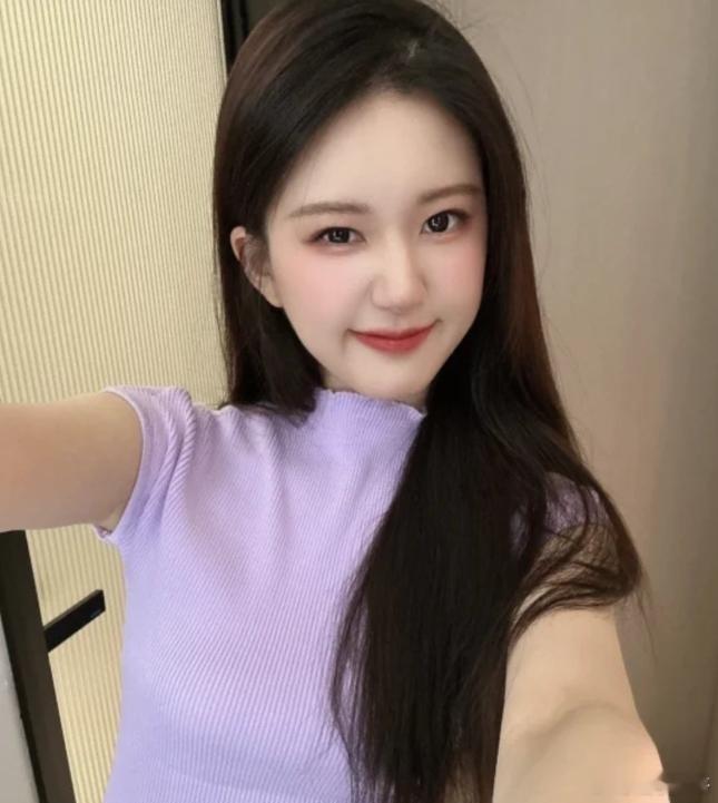 #赵露思听劝#赵露思真的听劝，妆容有了明显的变化，赵露思还是很在意的，妆容变得干