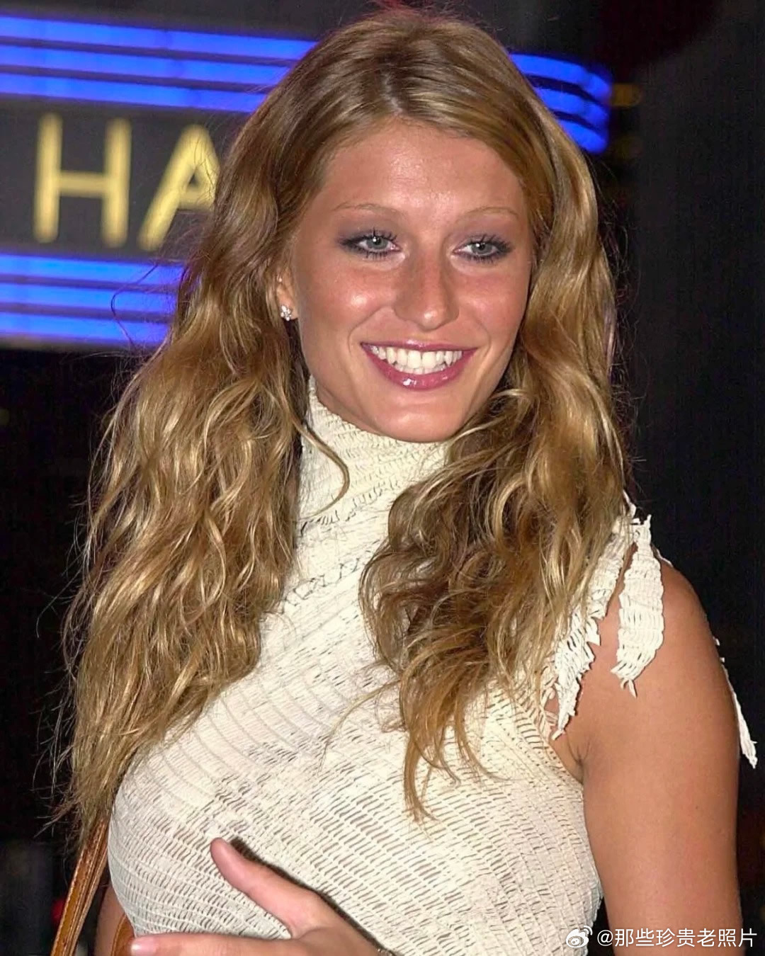 2000年MTV音乐录像带大奖现场的吉赛尔·邦辰 