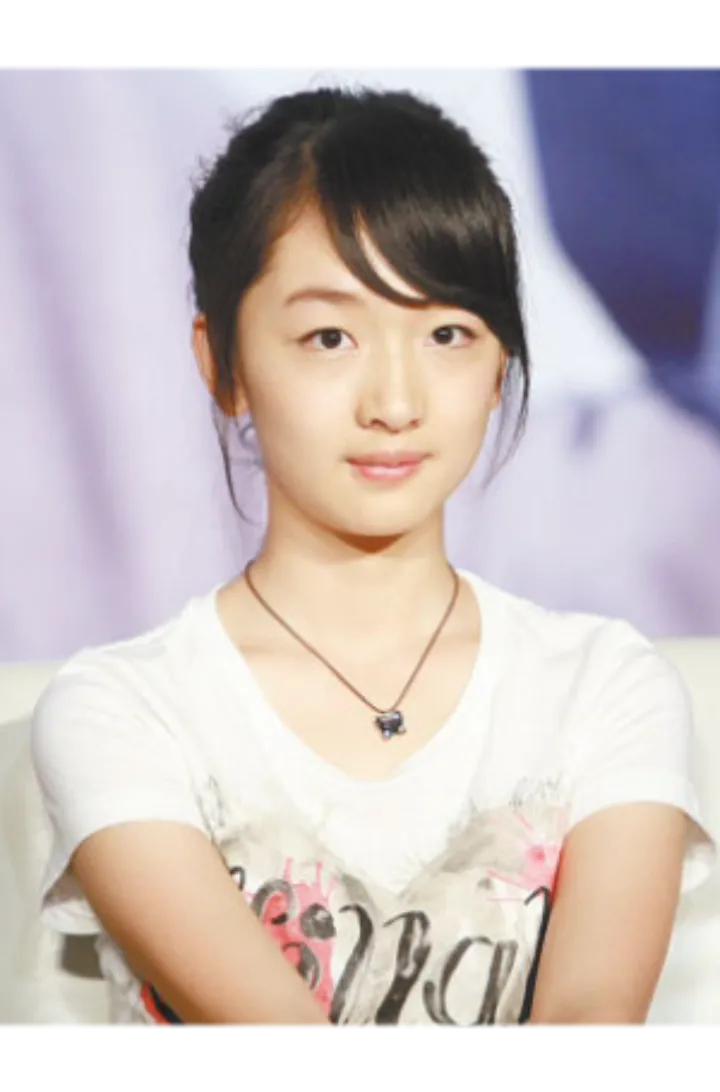 周冬雨韩国釜山电影节大放异彩，演技与魅力征服国际舞台

近日，周冬雨在韩国釜山电