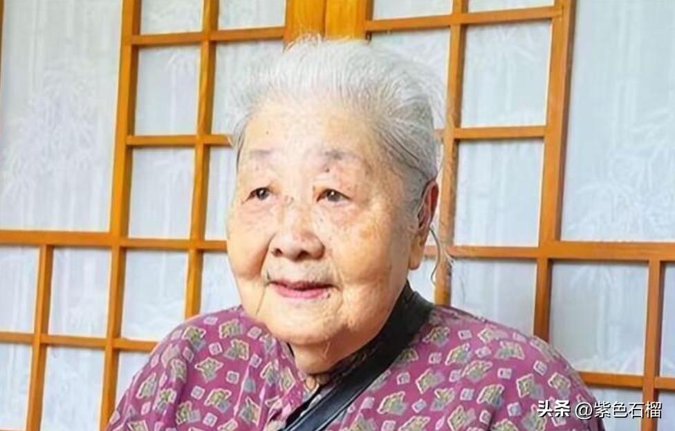 张学良妹妹张怀敏：张作霖唯一健在的子女。
       张怀敏生于1924年，其