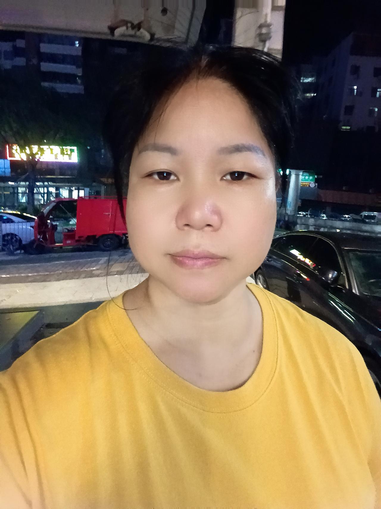 大家好，我是七姐，我是一个八零后，未婚未育，有很多朋友说你不可能没结过婚，不可能