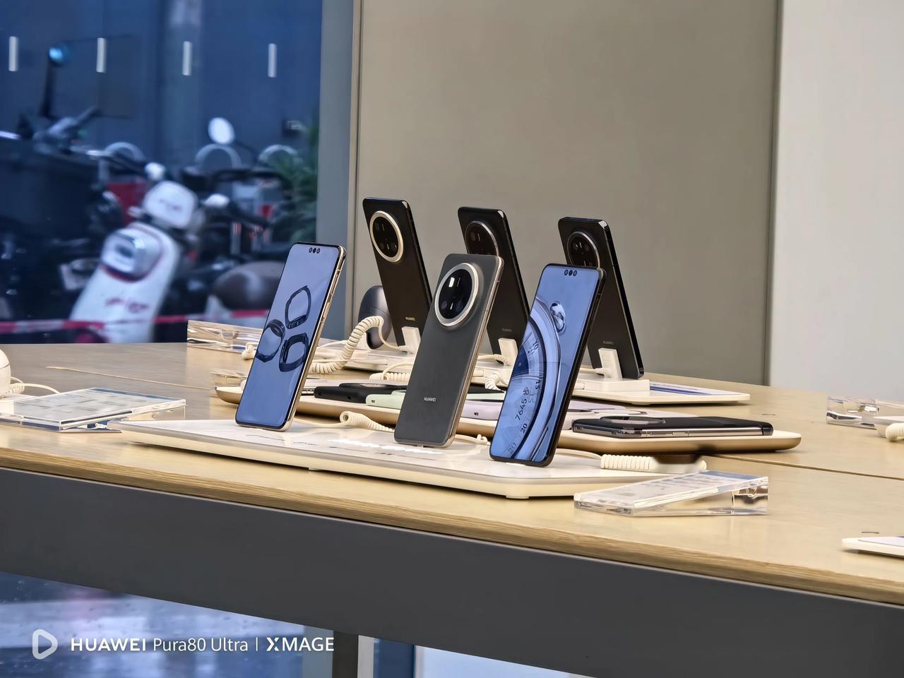 x200u：会赢的  p80u：你不过是生在我没有soc的时代的凡夫

结论：1