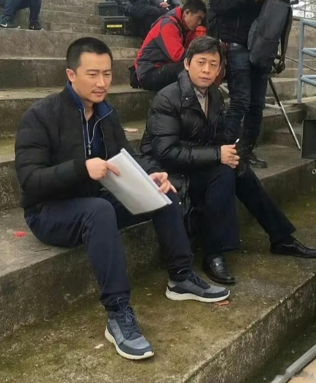 电影《她杀》绝版片场照导演：曹保平演员阵容：倪妮、黄轩、王子文、辛芷蕾、李沁、卢