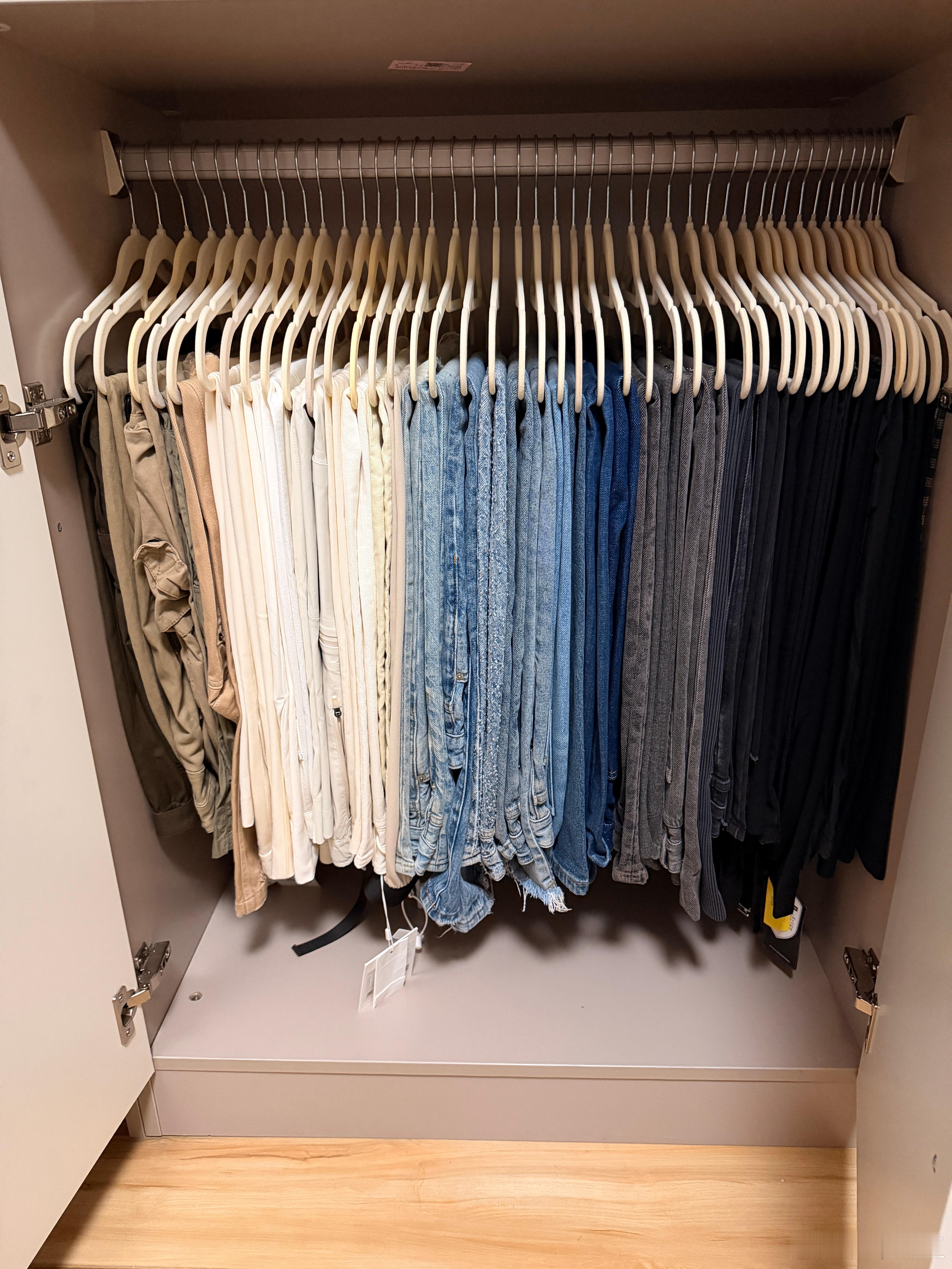 假期的【极度舒适】干干净净 整整洁洁收纳小姐姐说了：财不入脏门🚪所以新年第一件