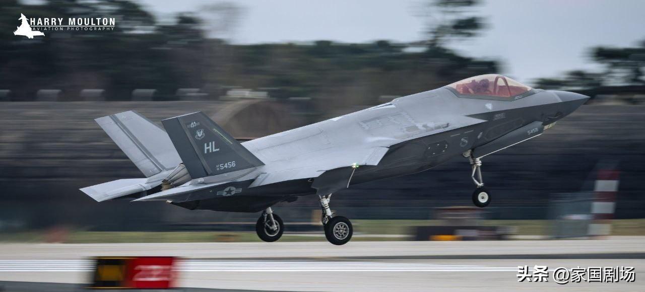 在过去的 24 小时内，美国空军向欧洲和中东地区，部署了更多资源。
      