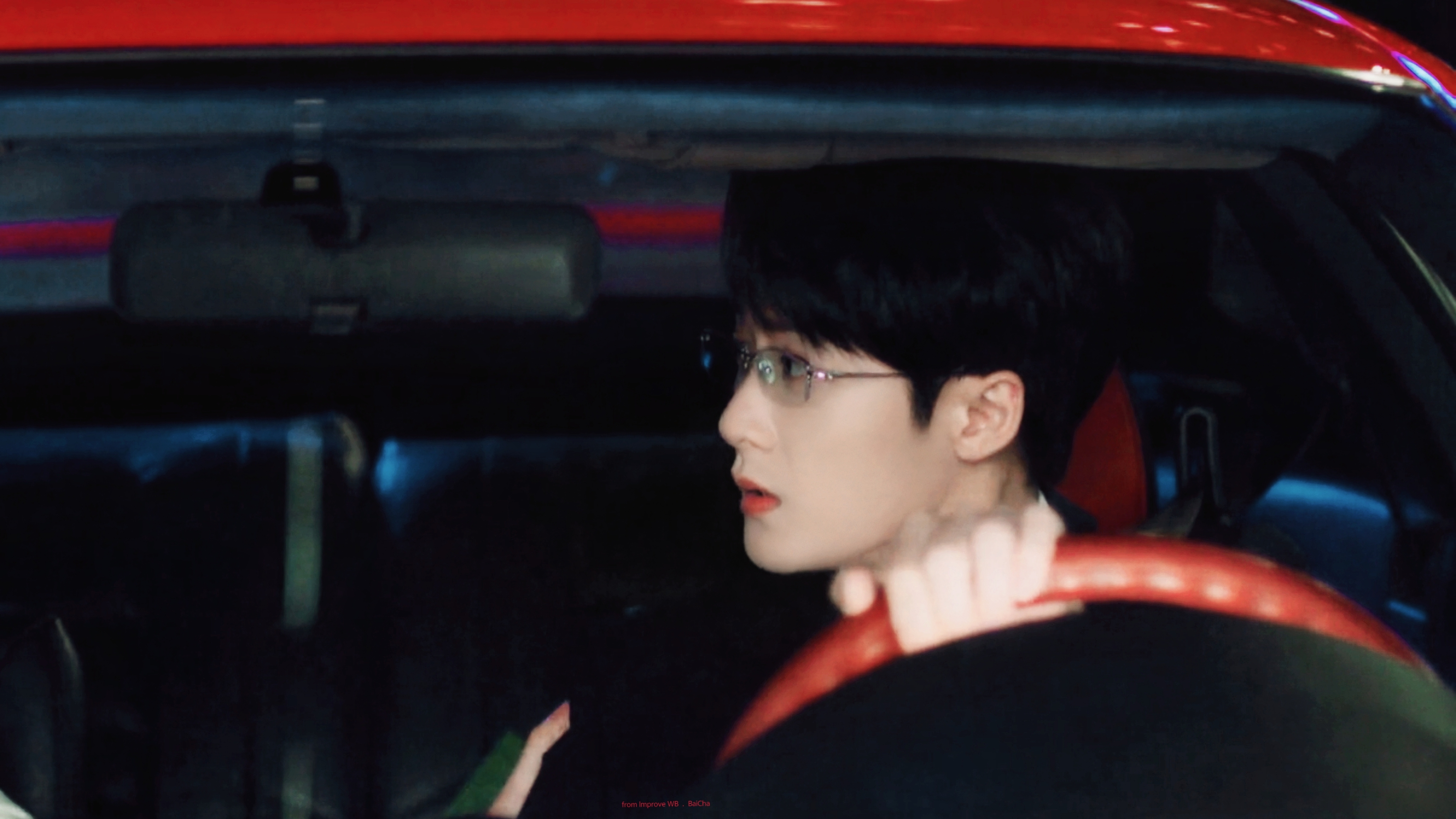 🚗红车车主是他哦，绝对不能认错 