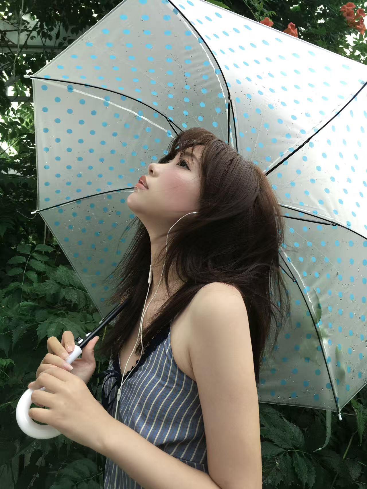 自此之后 真心也好假意也罢。