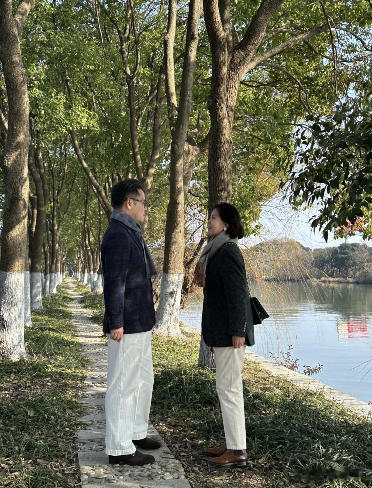 性学专家李银河说：“大家都是成年人了，你那点犄角旮旯的心思，对方都一目了然，没有