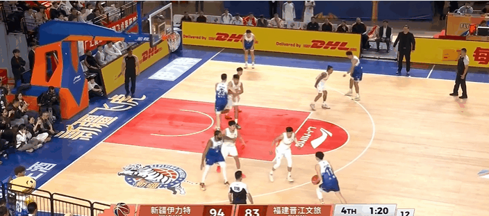 齐麟三分真硬气，大空位三分继续进




新疆战胜福建，齐麟表现非常出色，11中