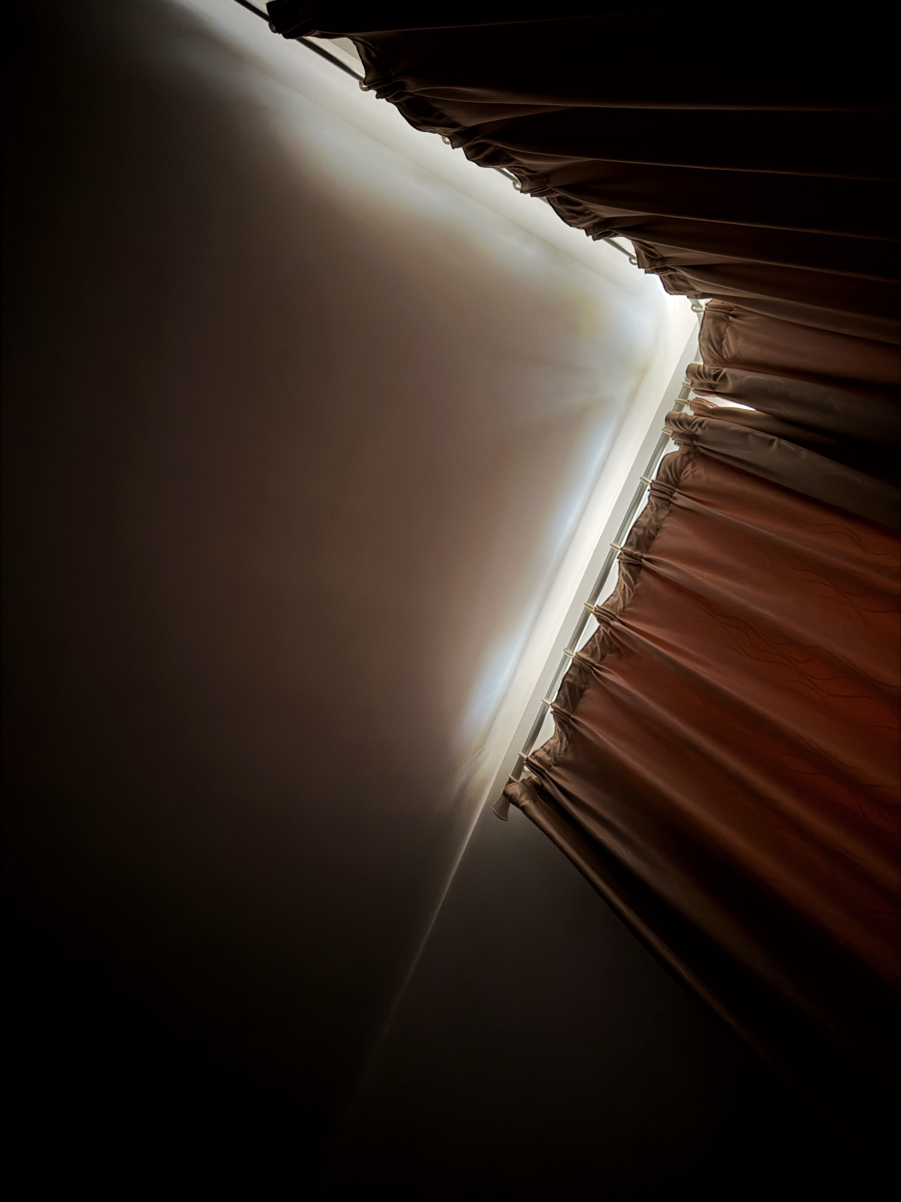 有多少冠军是那种其实很困，但睡一半儿总会自然醒，然后再也睡不着那种？ 欣哲频道