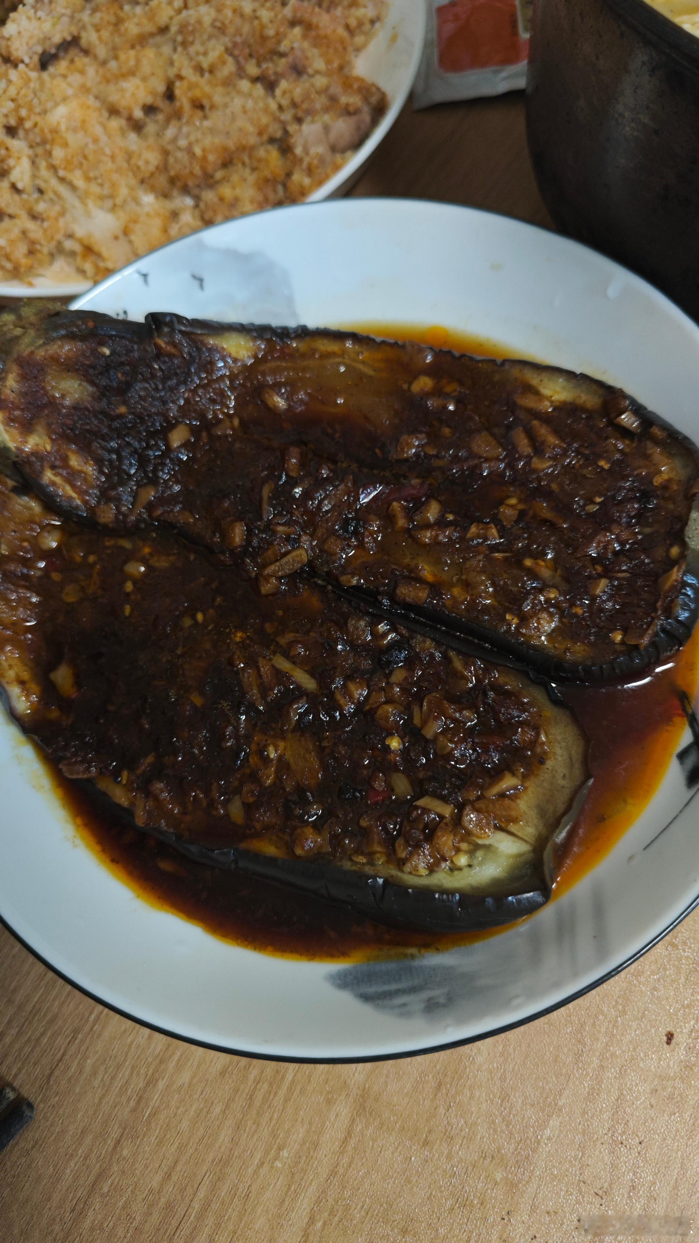有出息的大馒头潜阳汤粉蒸肉蒸茄子 ​​​