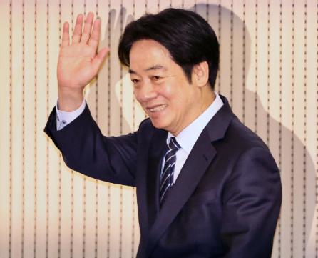 赖清德窜访黄了！
 
今天对岸岛内最大重磅突发新闻，莫过于赖清德原定明日启程前往