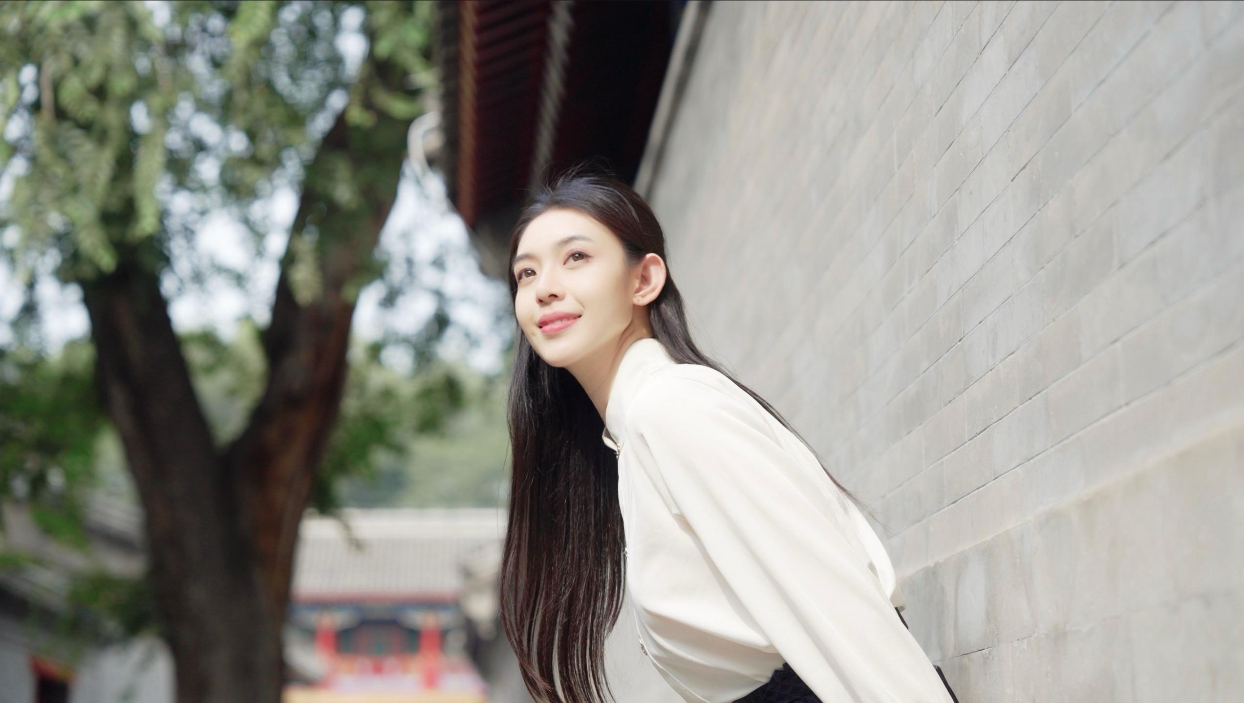 携福宝罐在恭王府里过中秋🌕🐇 （啊哈哈终于有照骗发啦🤪）