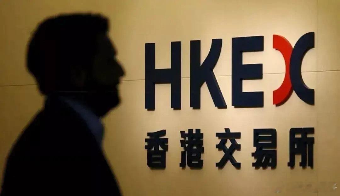 A股今天的走势让人感觉机构又开始抱团了，因为新的基金管理指引基本上是在要求基金管