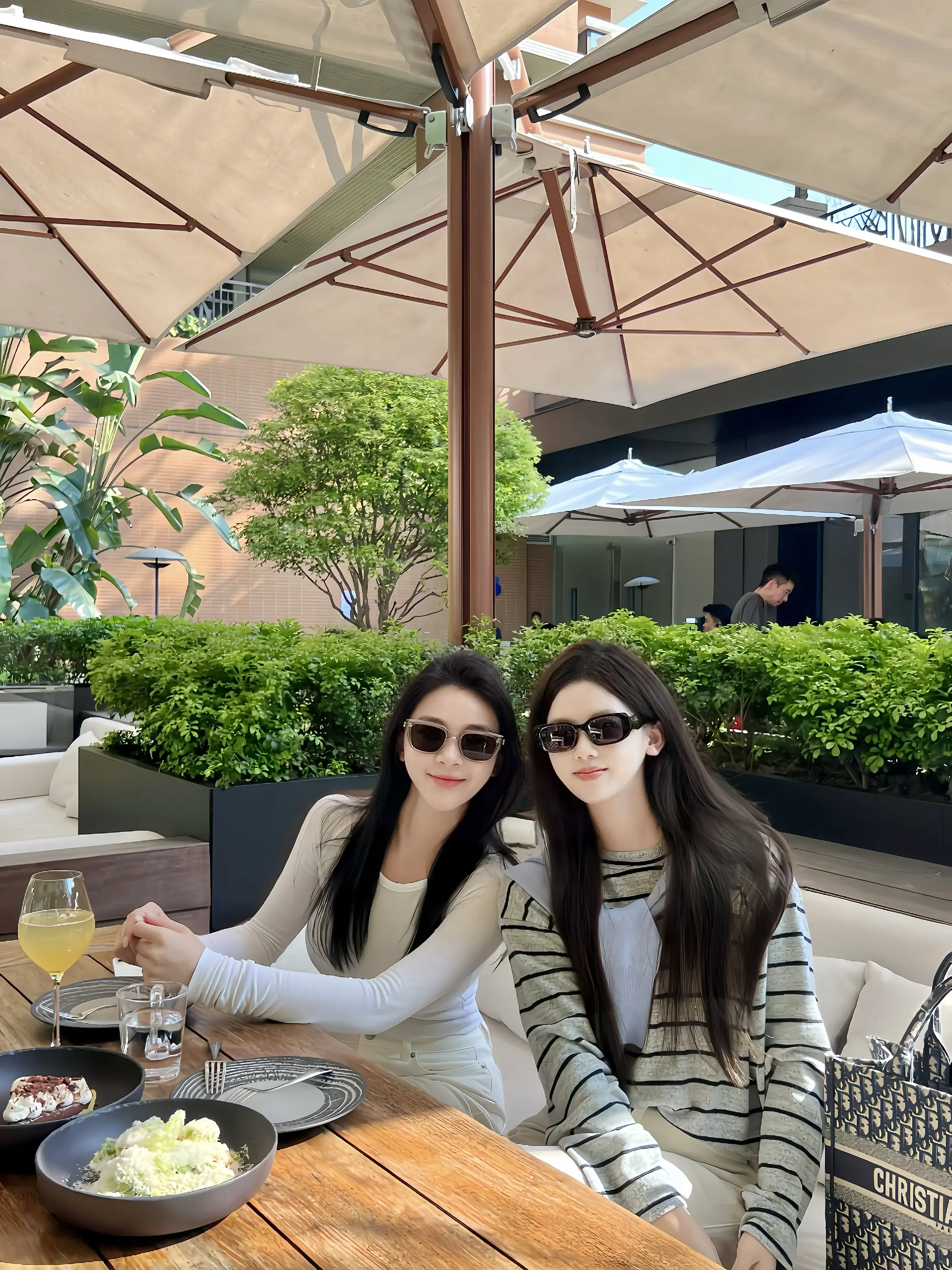 🥂🍹🥂🍹🍹🍸