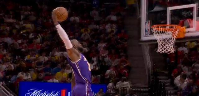 必须尿检！四旬老汉在今天湖人对火箭的焦点战中，半场8中8，三分2中2，狂砍18分