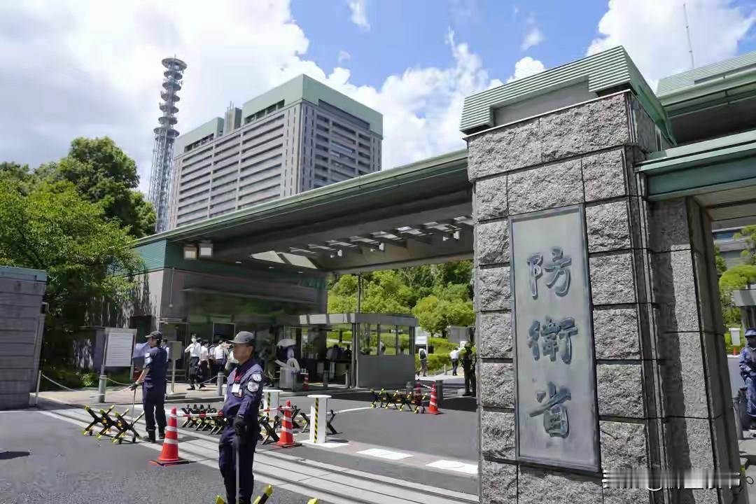 日本称要学习伊朗“以弱敌强”
 
最近日本防卫省发布了一份战事报告，直接提出要学