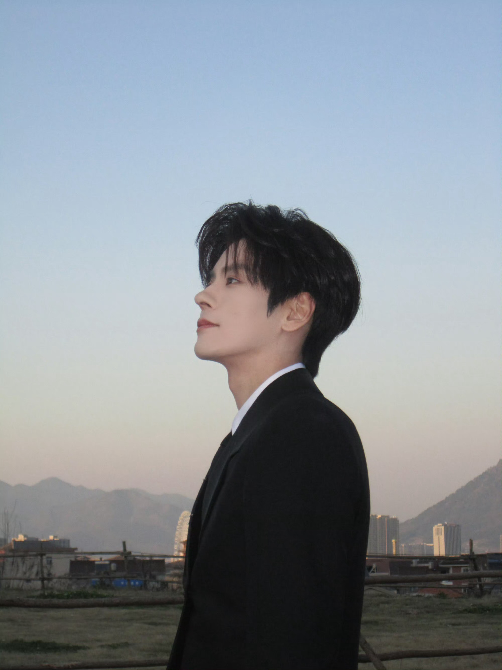 湖南卫视好宠魏哲鸣 金鹰剧场的心动信号，全部对准魏哲鸣。 热度与诚意双在线，连发