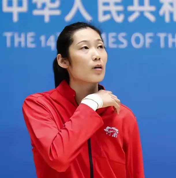 8月31日下午，中国人民大学教授金灿荣突然在社交平台发问：樊振东、朱婷这样的顶尖