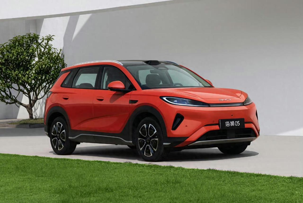 比亚迪全新海狮05 DM-i来了，大家觉得颜值如何？
插混 紧凑型SUV
车长4