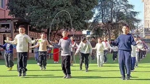 2026年春季学期迎来“超短学期”，在校时间不足90天。受2025年闰六月、20