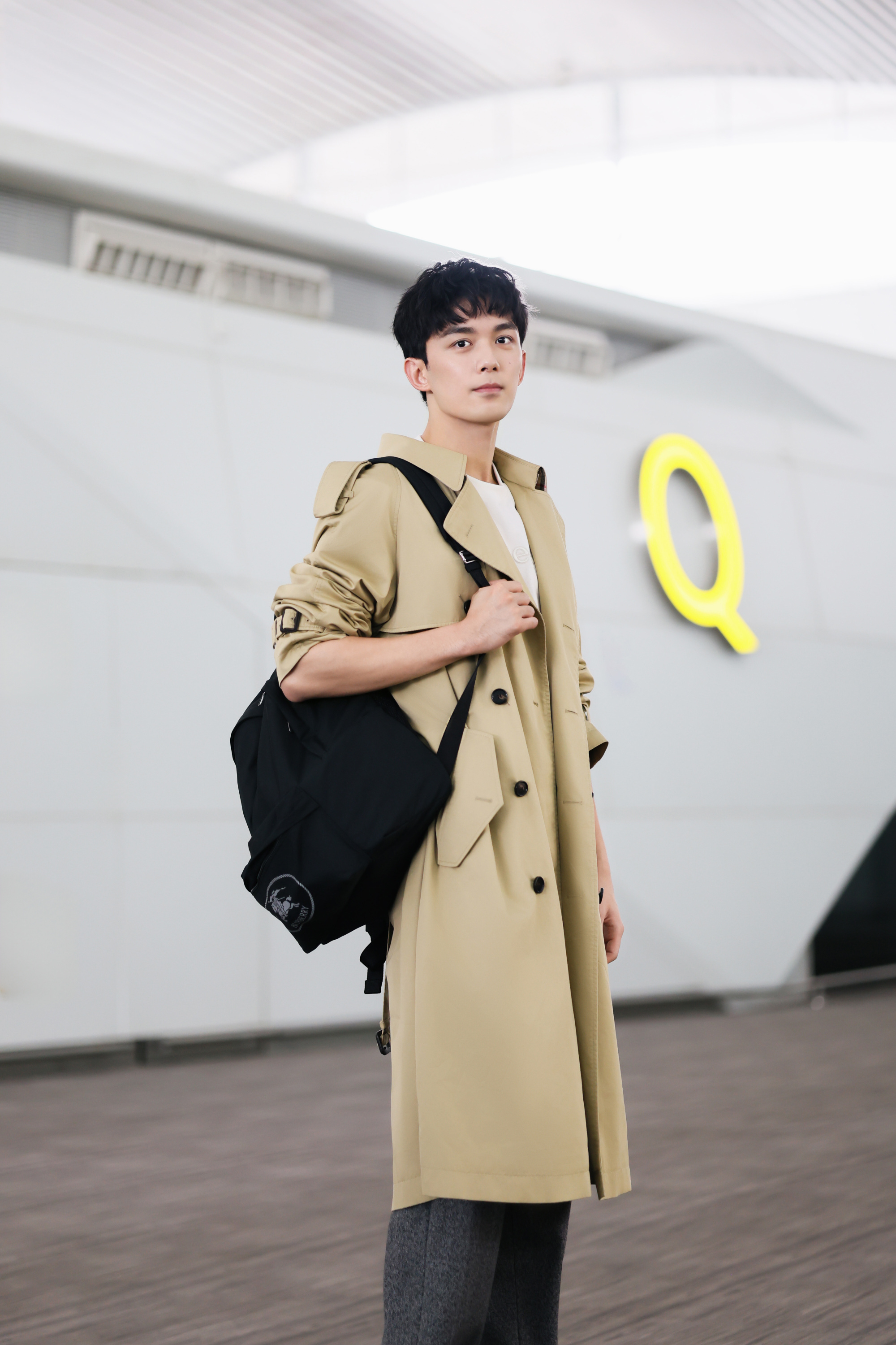 路人机场一不小心追星吴磊吴磊天选衣架子，我只会啊啊啊啊啊啊 ​​​