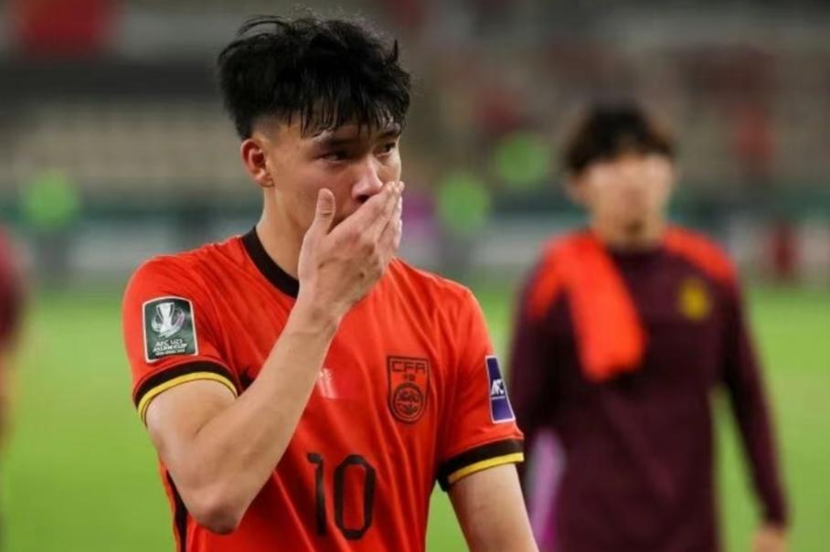 王钰栋处于舆论漩涡中心，150万欧元先生，为何在U23亚洲杯决赛后沦为球迷眼中的