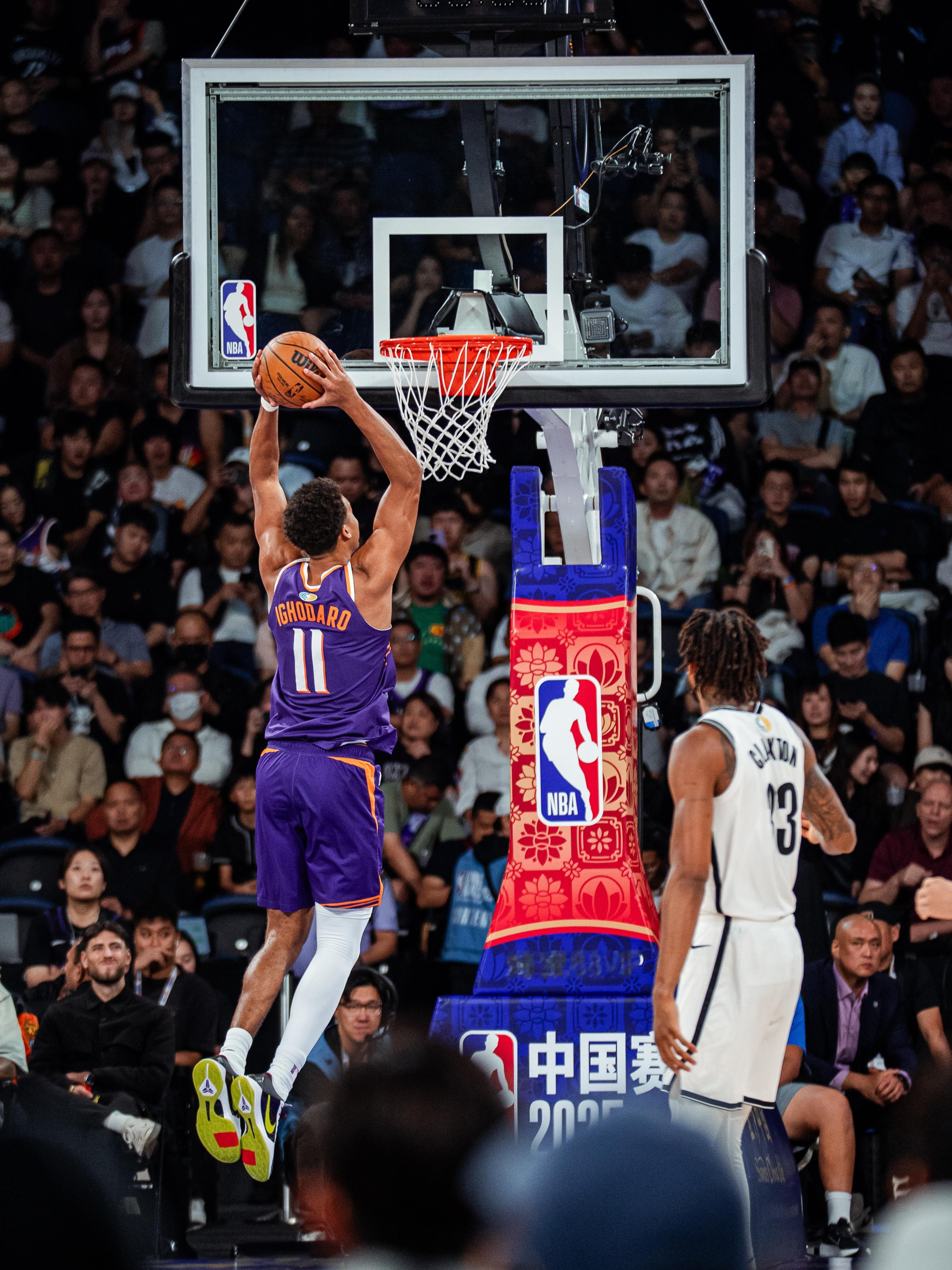 伊戈达罗起飞暴扣！NBA中国赛2025 ｜太阳队中国赛之旅 ｜菲尼克斯太阳超话 