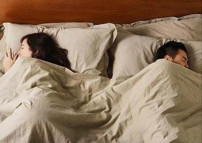 人到中年以后，什么都尝试过了，对夫妻那点事也都逐渐看淡了，或者叫激情过后一切都更