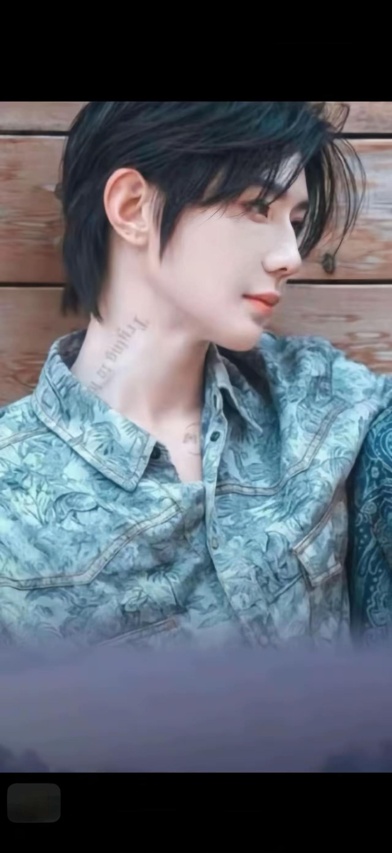 原来贴纸 是这样子的