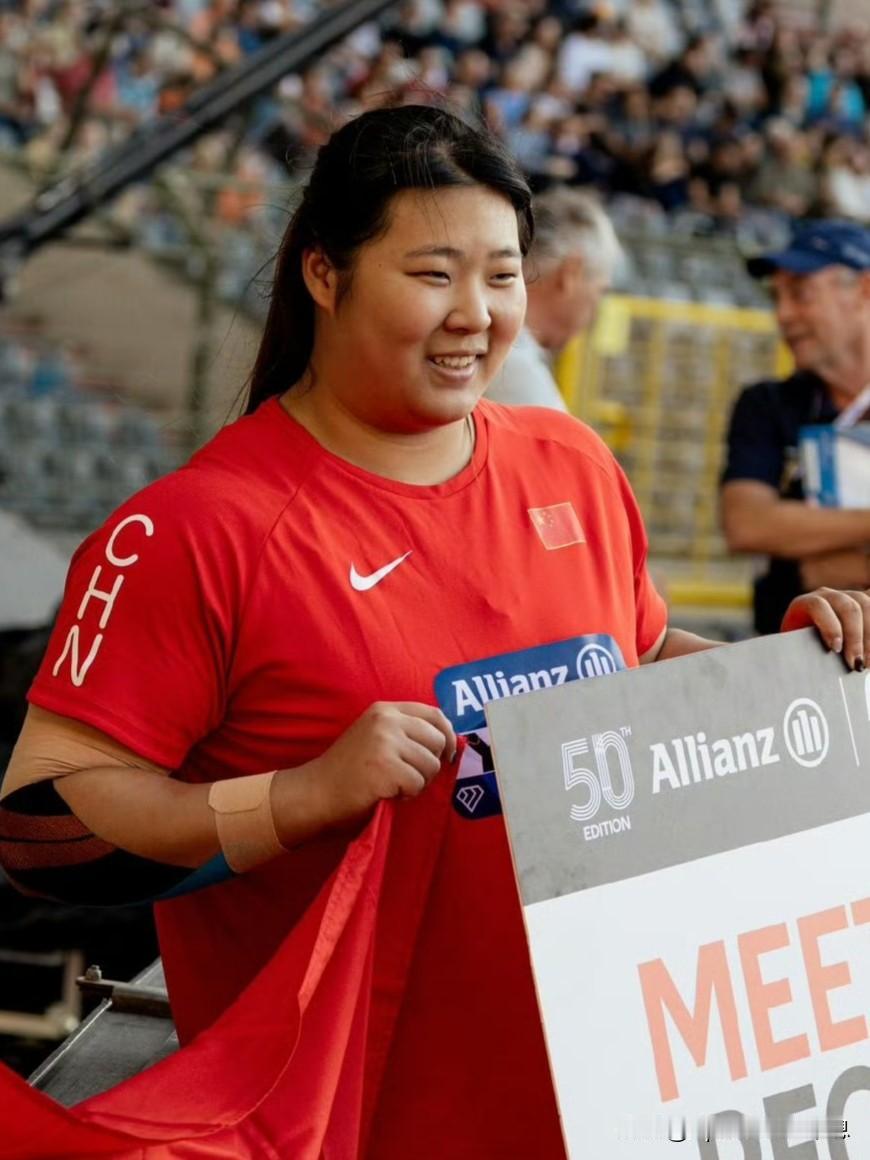 双喜临门！严子怡、郑钦文，向世界证明中国女子的力量！
北京时间9月6日凌晨，两大