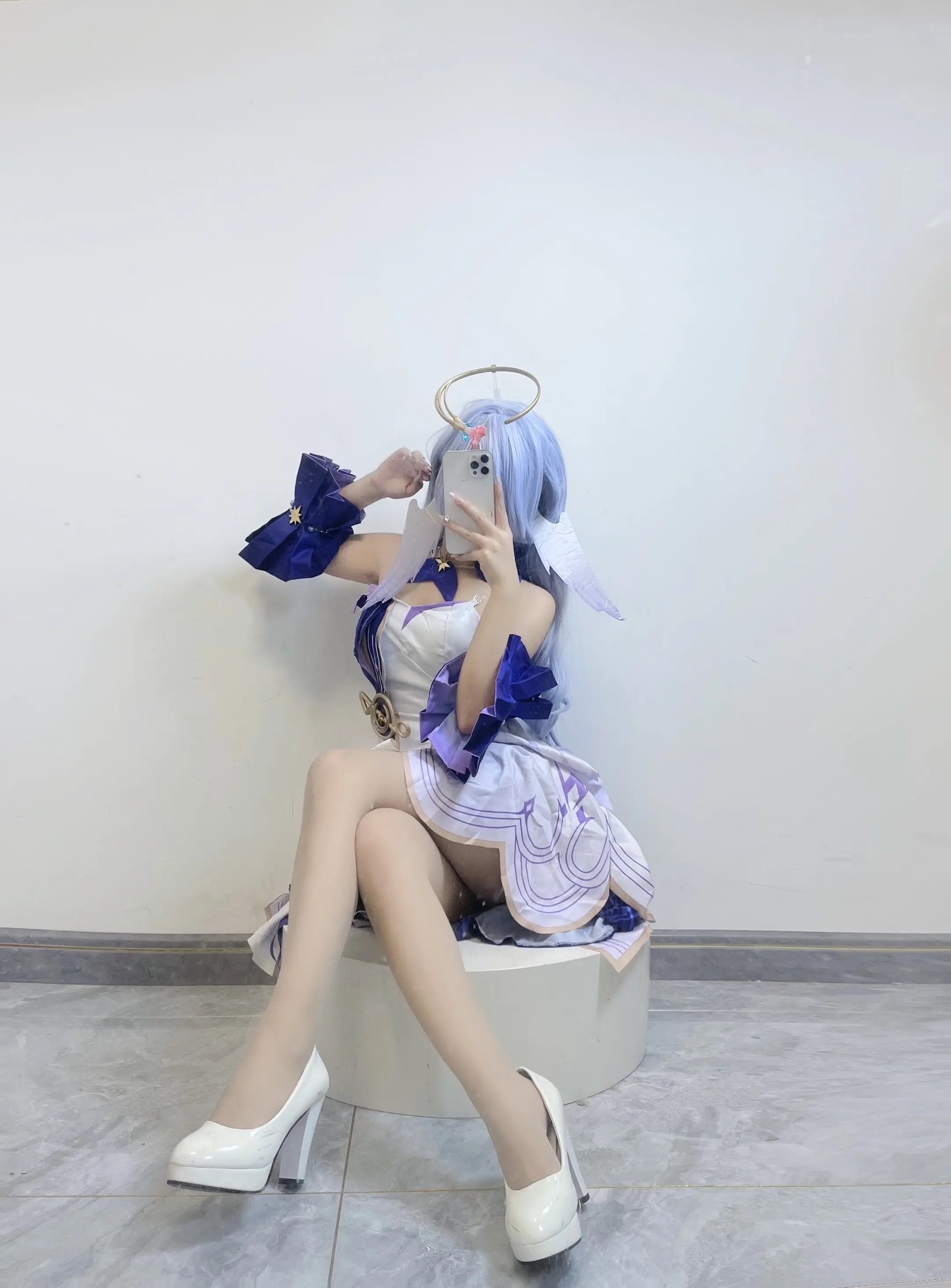 知更鸟小姐.