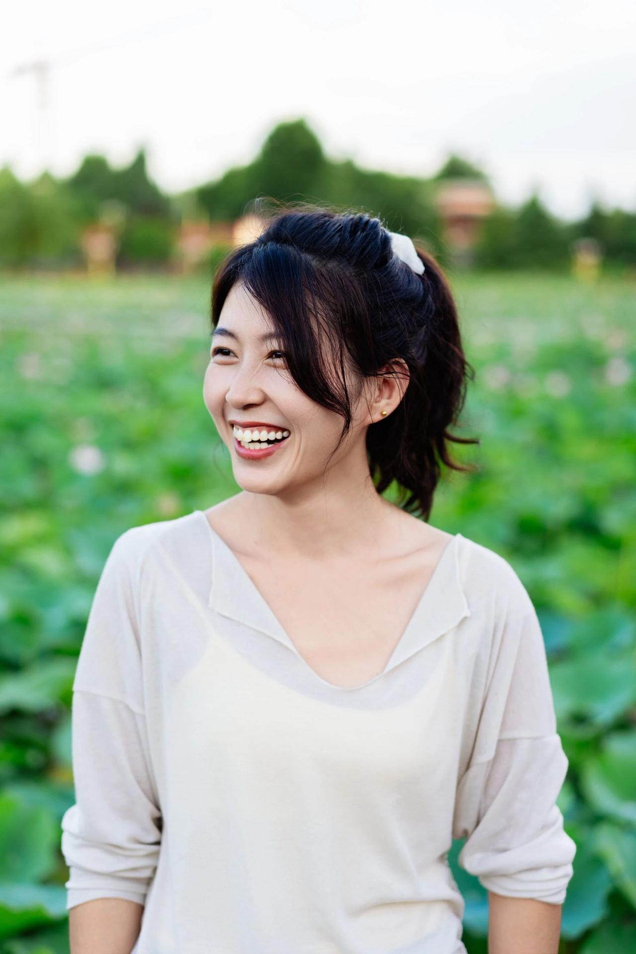 别人家的老婆，为什么集烟火气息和美妙绝伦于一身？中年女性的美丽在哪里?
