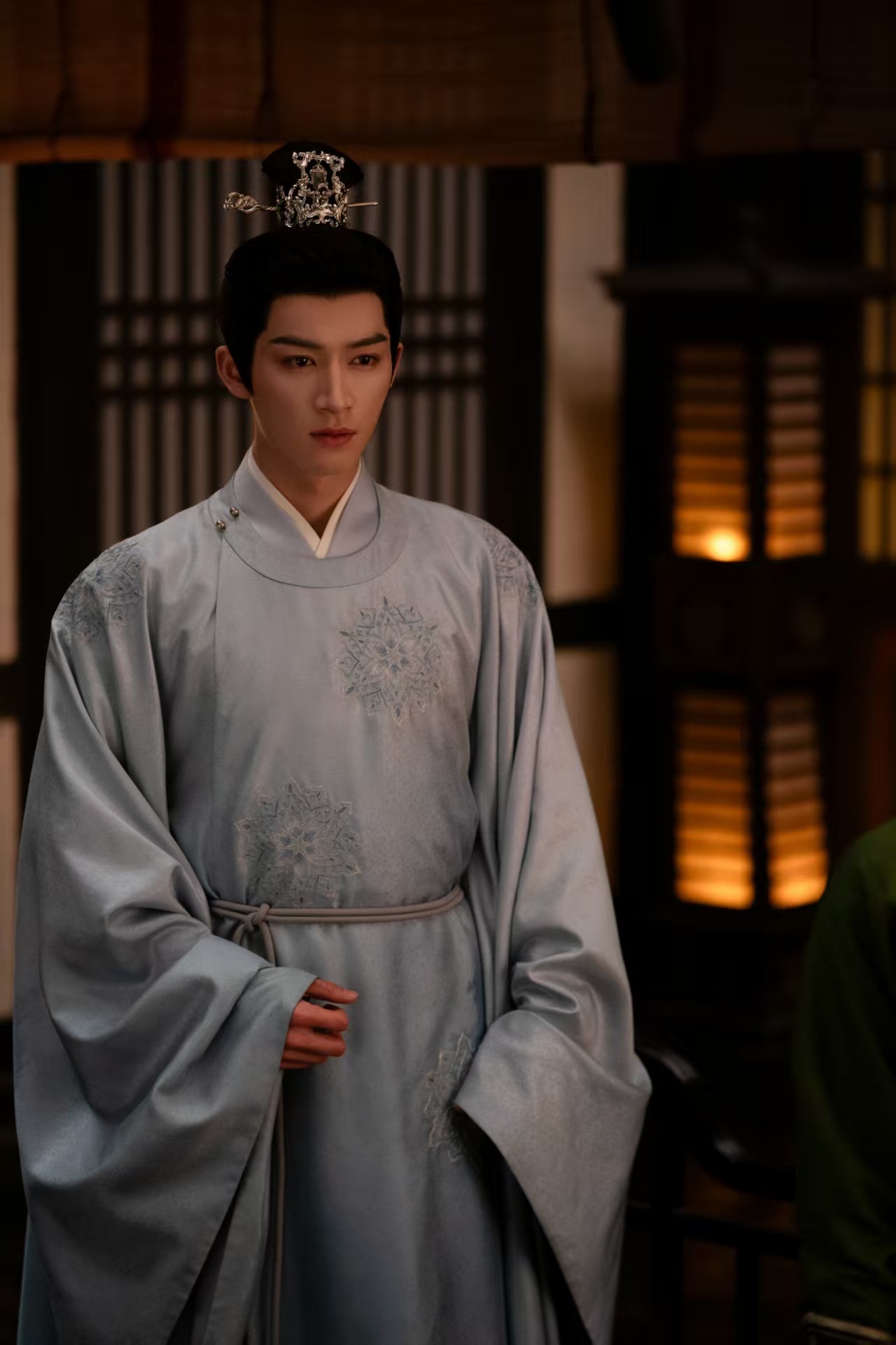 王星越爹系少年感王星越这少年的脸，稳重的心，有少年气又会照顾人，安全感满满，妥妥