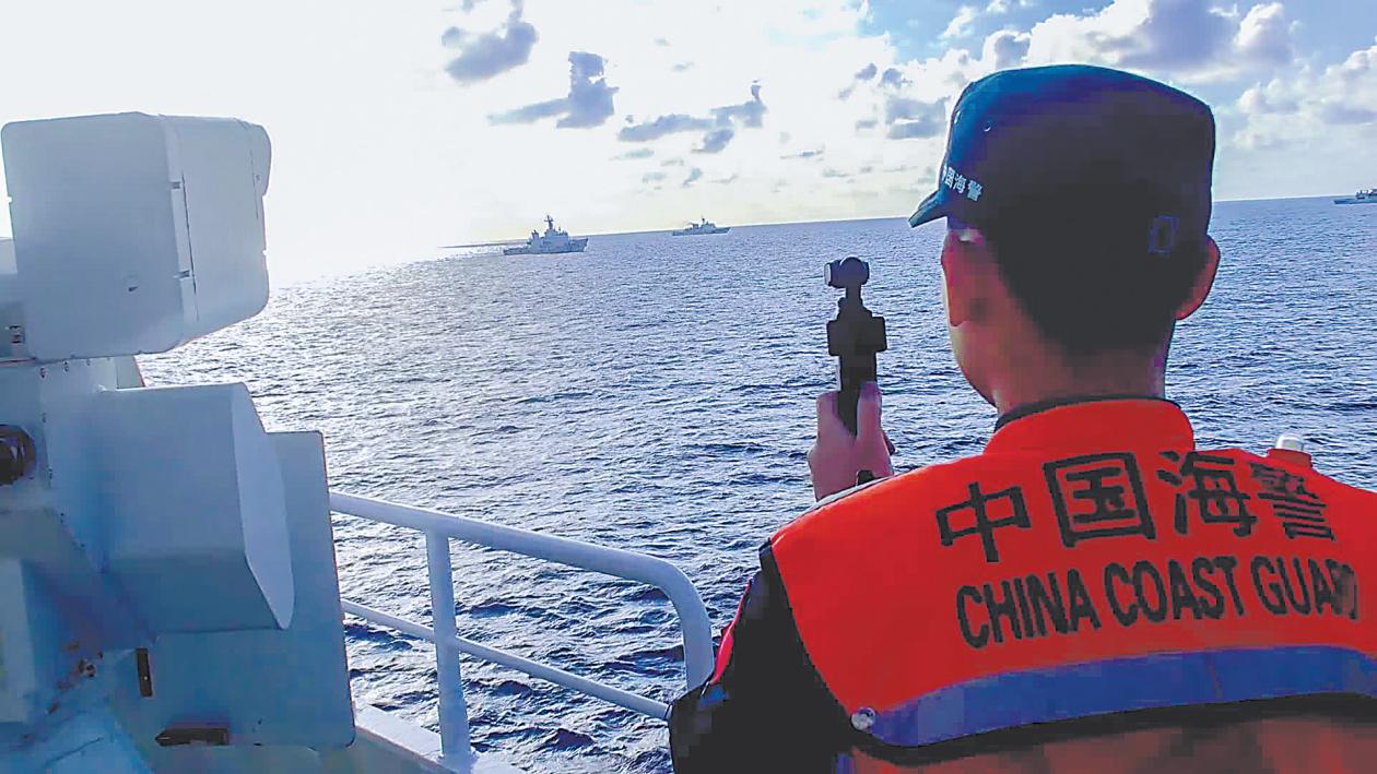 7月21日，外交部边海司负责人就菲律宾在仁爱礁蓄意挑衅、袭击中国海警执法人员一事