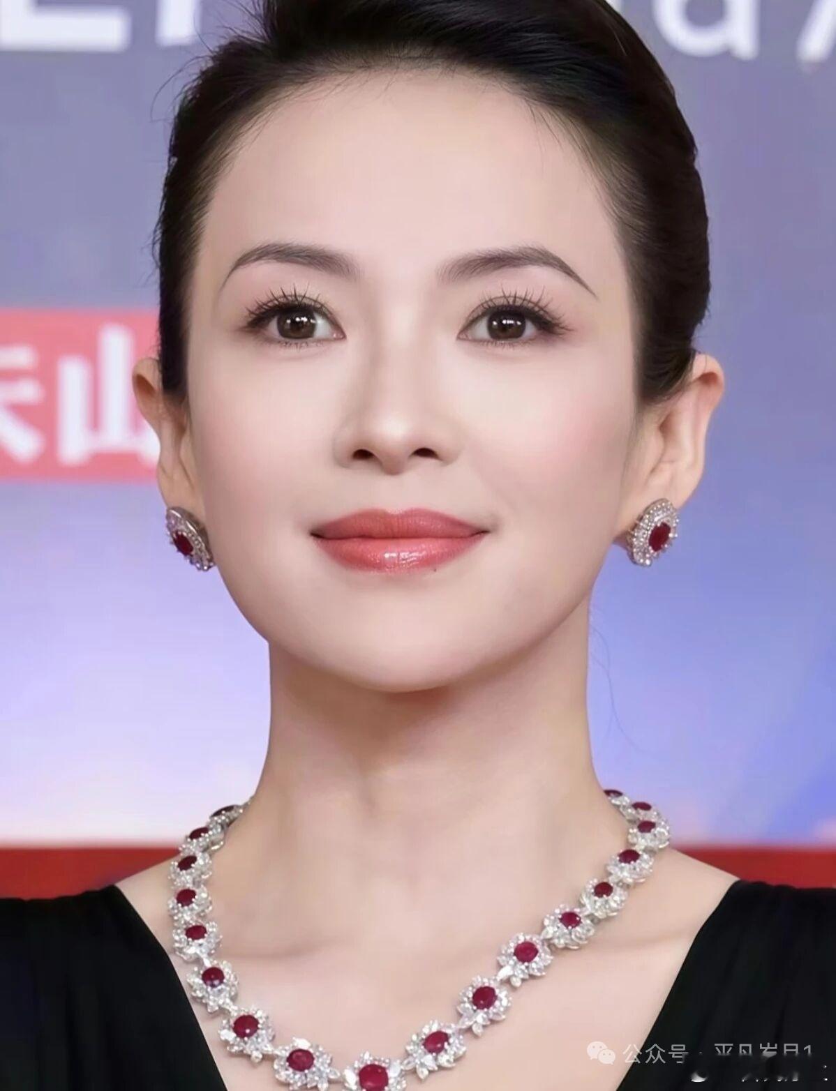 我们为什么进行哲学追问？人，是一种追问存在意义的动物。这是人区别于动物的最大不同