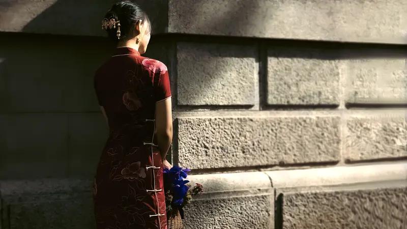 头条创作挑战赛 真是个展现自我的好舞台！就像看到穿旗袍的优雅女神，复古风满满，那