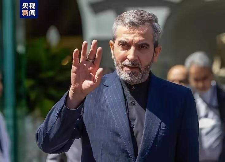 伊朗宣布继续与美国进行谈判不是认怂！
美国宣布美伊临时停火两周倒计时最后一天，因